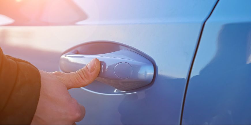 How Can You Tell if a Car Has a Keyless Entry Remote System ...