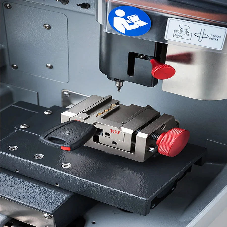 ILCO Futura Auto Automotive Code-Cutting Machine with Flash Mobile